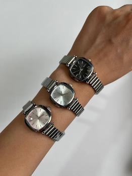 با کلی تنوع ساعت